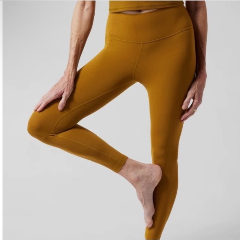 Athleta transcend 7/8 leggings in brass mustard